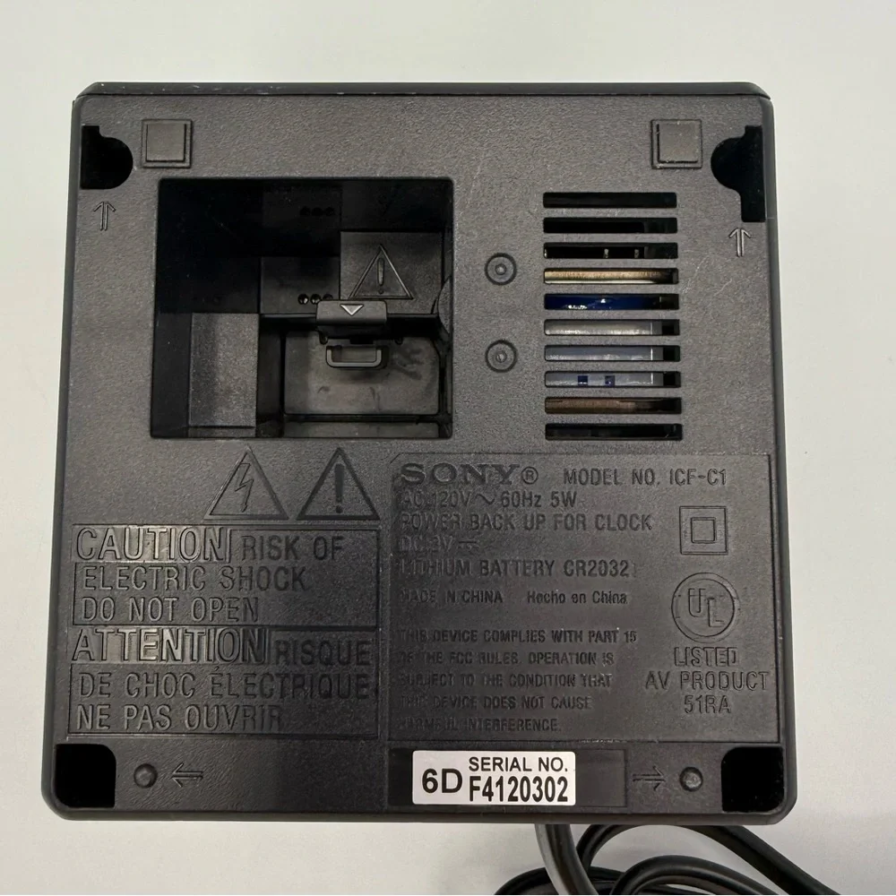 Sony ICF-C1 Square Cube Alarm Clock Radio in Black‎ Tested & Works
